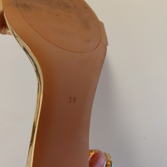 Gold Embellished Rhinestone Gladiator Heeled Sandals Size 8 - Picture 8 of 9